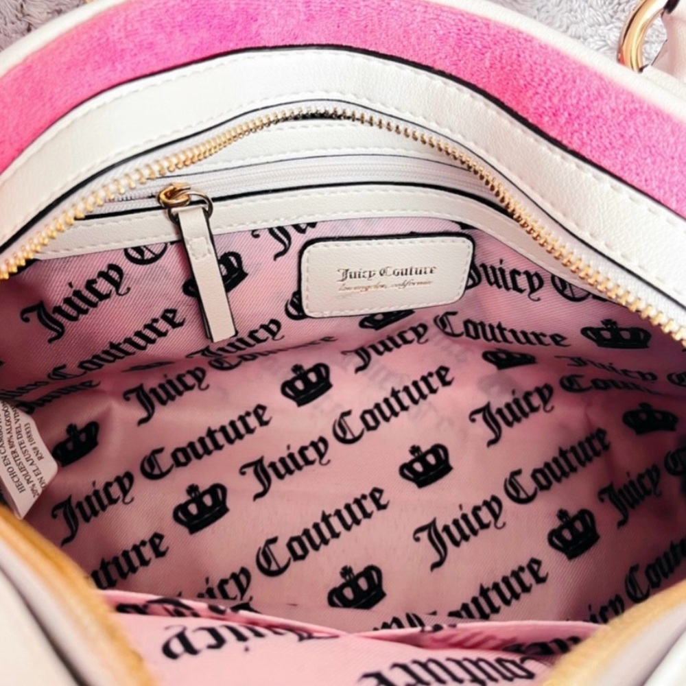 SOLD 🍓 GIFT AWAY 🍓 LIMITED EDITION Juicy Couture Strawberry Satchel & Coin - Picture 8 of 8